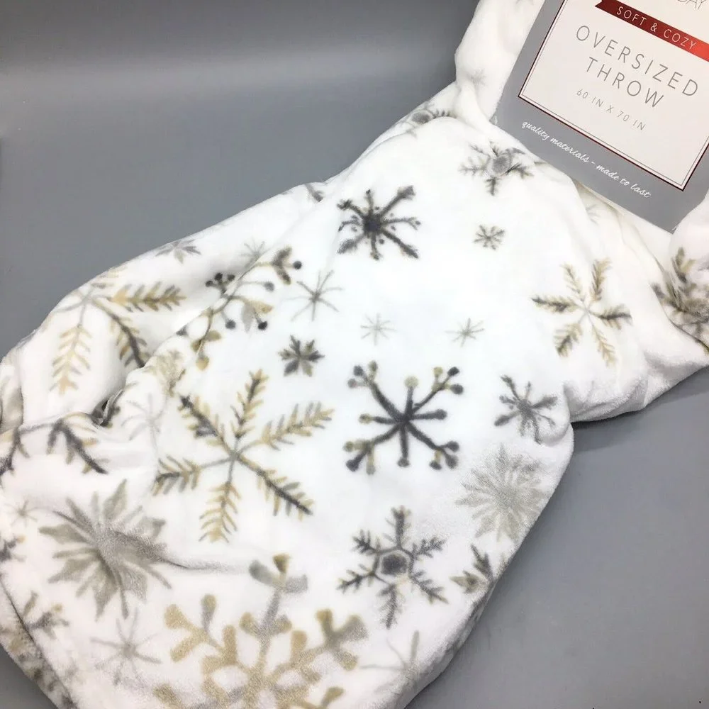 Envogue Falling Snowflakes Throw Blanket Microfleece Christmas Holiday Gray NEW